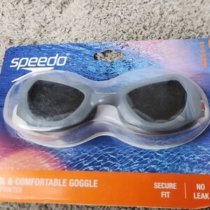 Speedo Junior Sprinter Swim Goggles Anti-Fog Ages 6-14 - Grey